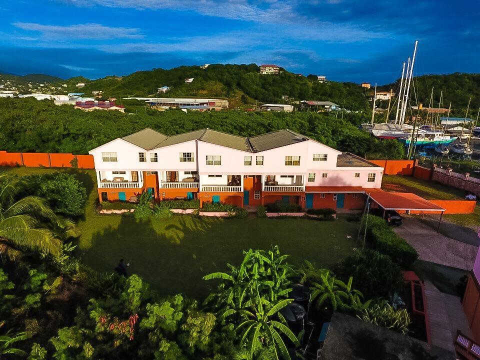 Cool Premier Apts. - Airport/Sgu Blow Hole Exterior foto